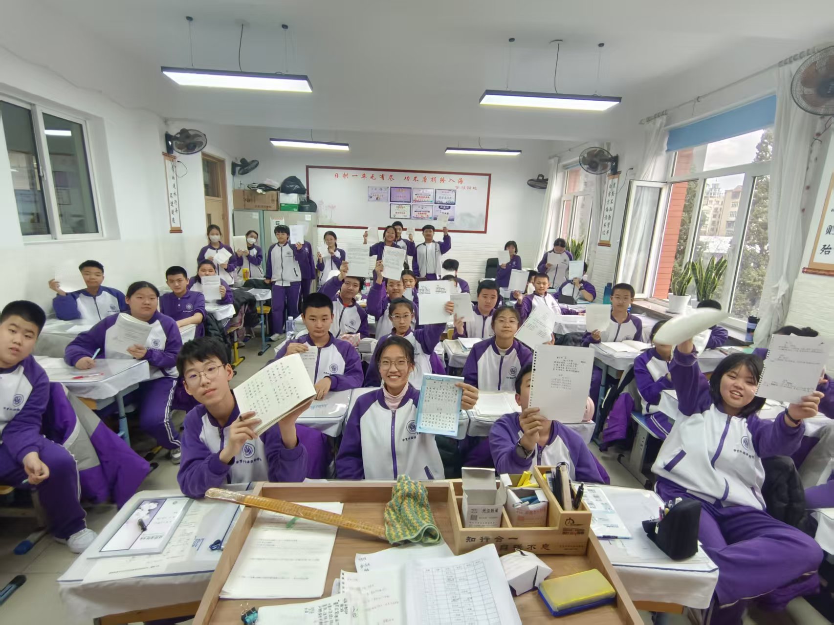 dcb4793d7ea546dd93863cc02ddf82c1.jpg